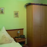 Zum Friedl Ξενοδοχείο