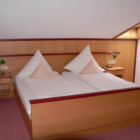 Hotel Zum Friedl 3*